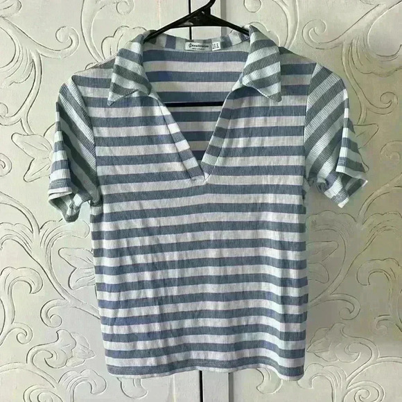 Stradivarius T-Shirt tee lot bundle of 3 Basics Stripes Solid Normcore - Picture 2 of 11